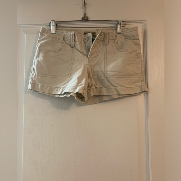 American Eagle Outfitters Pants - American Eagle shorts